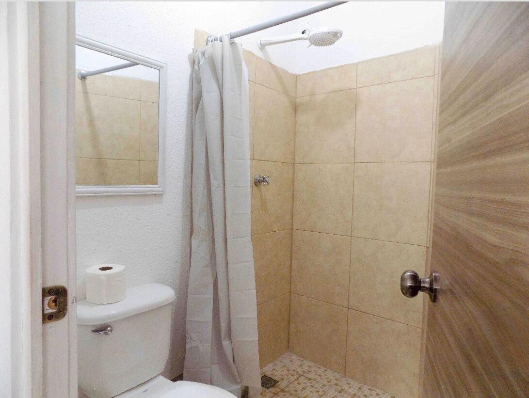 Urban Hotel Guatemala City Екстер'єр фото